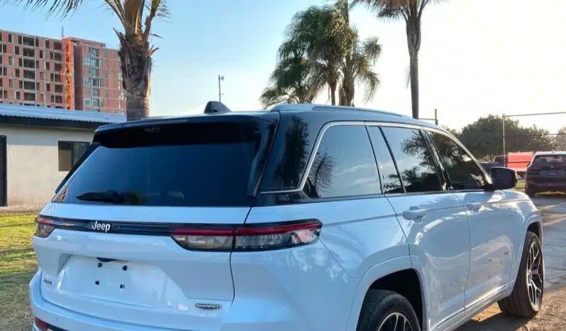 JEEP CHEROKEE 2022 completo