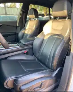 AUDI Q8 2020 completo