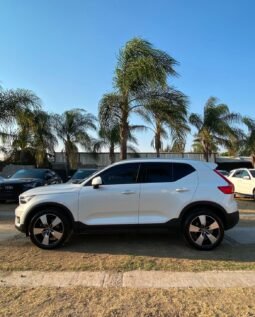 
										VOLVO XC 40 2022 completo									
