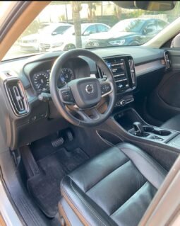 
										VOLVO XC 40 2022 completo									