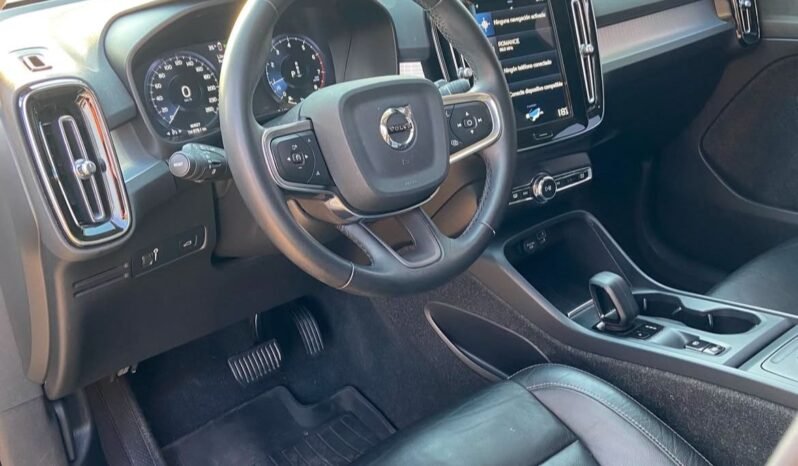 
								VOLVO XC 40 2022 completo									