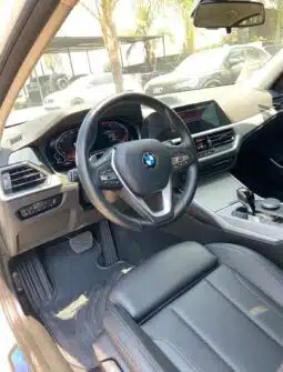 BMW 320I 2022 completo