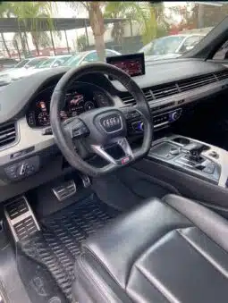 AUDI Q7 2017 completo