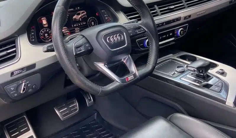 AUDI Q7 2017 completo