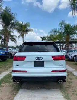 AUDI Q7 2017 completo
