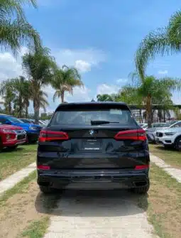 BMW X5 2020 completo