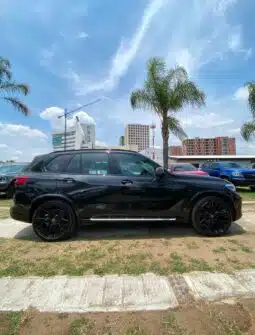 BMW X5 2020 completo