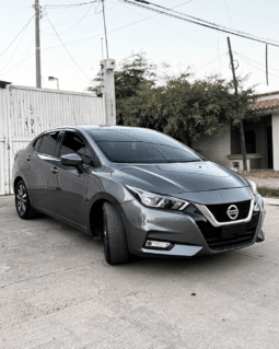 NISSAN VERSA 2022 completo