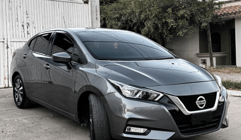 NISSAN VERSA 2022 completo