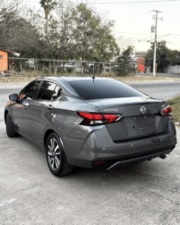 NISSAN VERSA 2022 completo