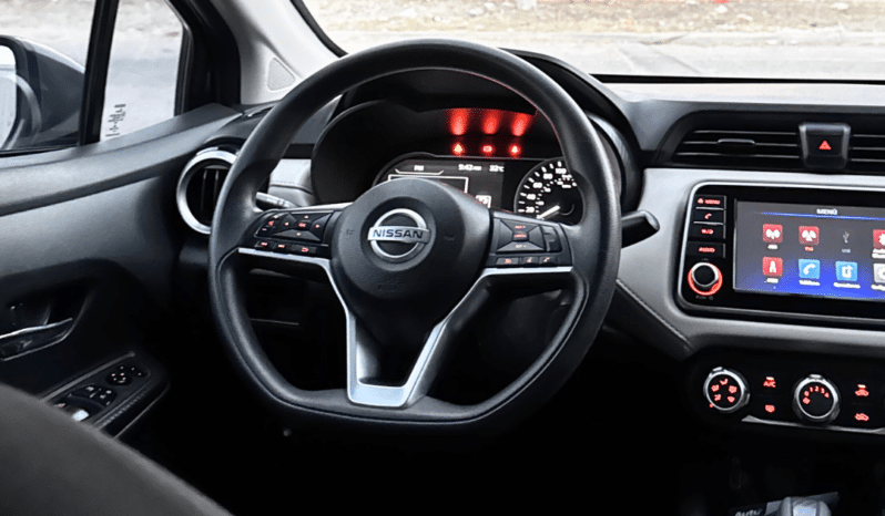 NISSAN VERSA 2022 completo