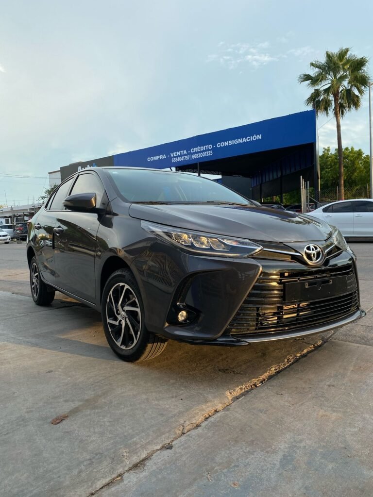 TOYOTA YARIS 2021