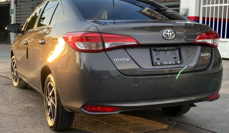 
								TOYOTA YARIS 2021 completo									