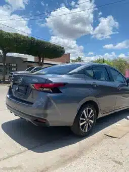 NISSAN VERSA 2022 completo