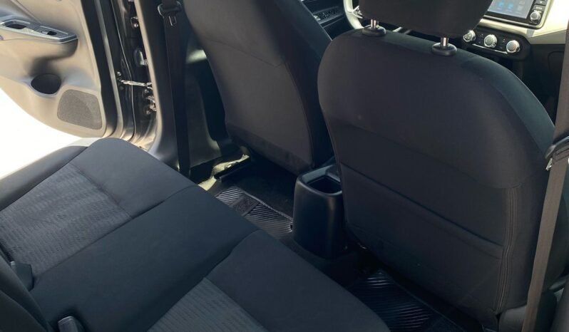 
								NISSAN VERSA 2022 completo									
