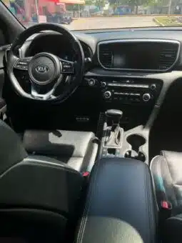 KIA SPORTAGE 2021 completo