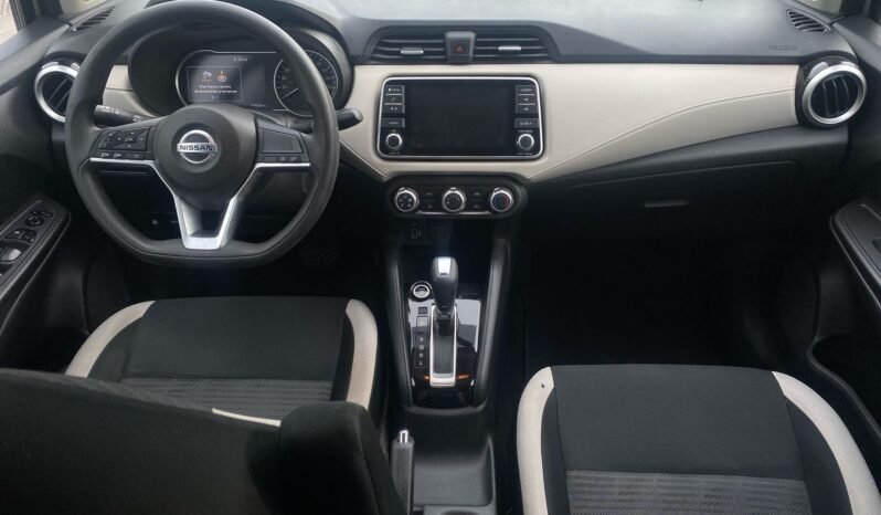 
								NISSAN VERSA 2020 completo									