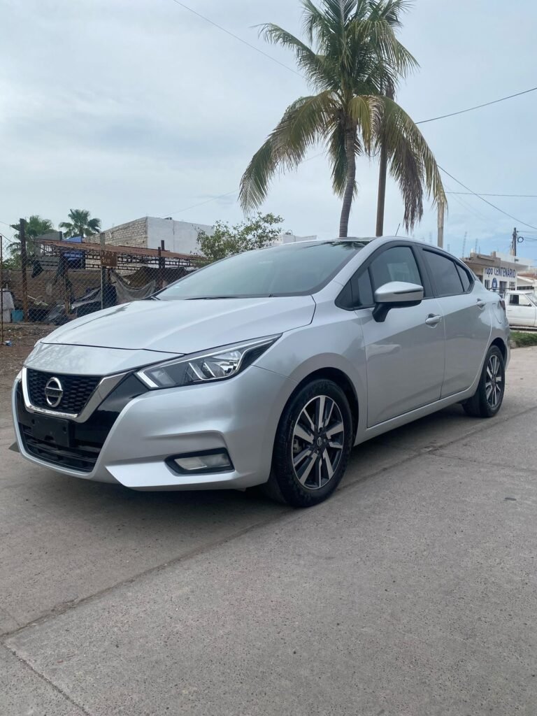 NISSAN VERSA 2020