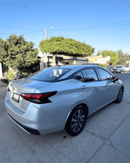 NISSAN VERSA 2021 completo