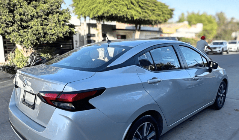 NISSAN VERSA 2021 completo