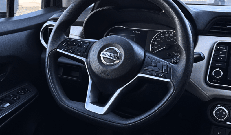 NISSAN VERSA 2021 completo