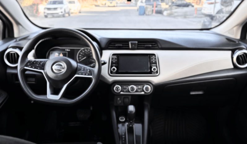 NISSAN VERSA 2021 completo