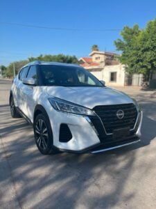 NISSAN KICKS 2023
