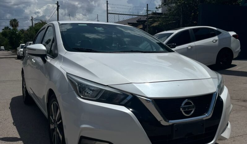 NISSAN VERSA 2020 completo