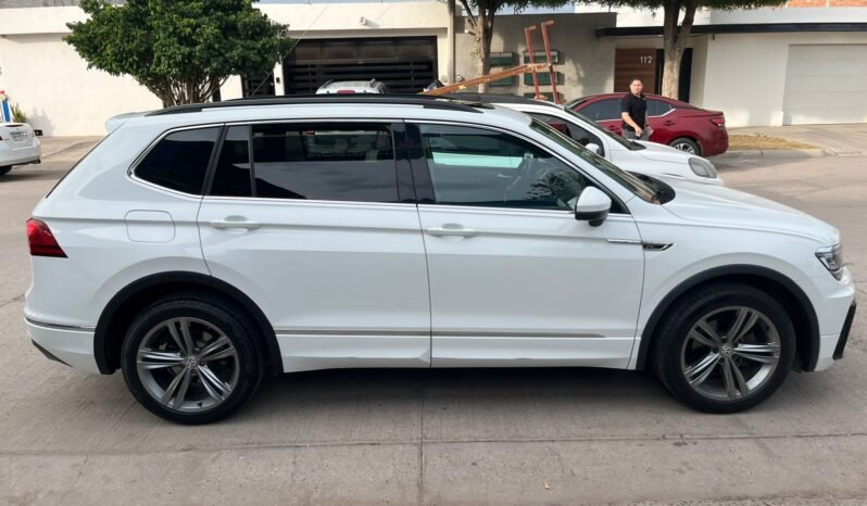 VOLKSWAGEN TIGUAN 2020 completo