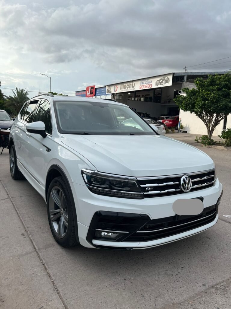 VOLKSWAGEN TIGUAN 2020