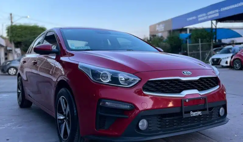KIA FORTE 2021 completo
