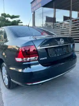 VOLKSWAGEN VENTO 2019 completo