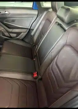 VOLKSWAGEN JETTA 2022 completo