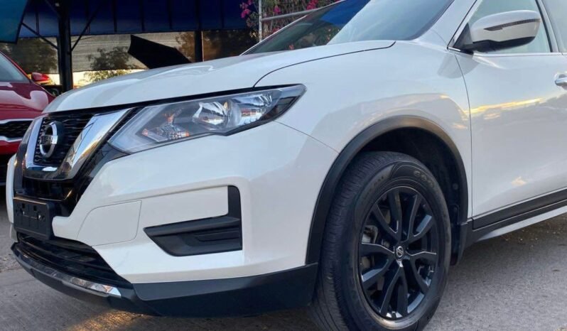 NISSAN XTRAIL 2020 completo