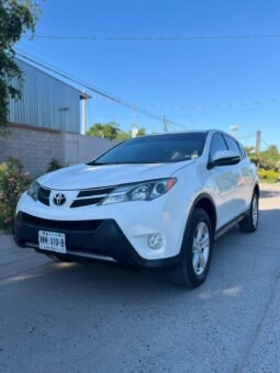 TOYOTA RAV 4 2014 completo