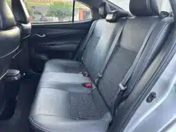 TOYOTA YARIS 2021 completo