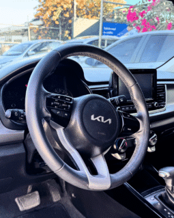 KIA RIO 2023 completo
