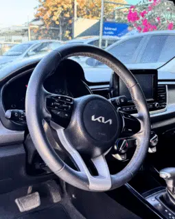 KIA RIO 2023 completo