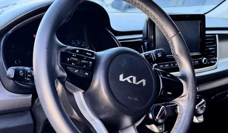 KIA RIO 2023 completo