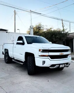 CHEVROLET SILVERADO 2017 completo