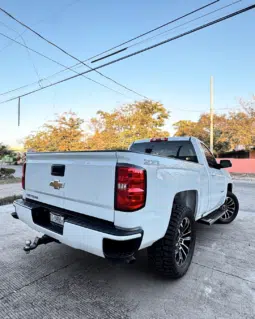 CHEVROLET SILVERADO 2017 completo