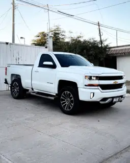 CHEVROLET SILVERADO 2017 completo