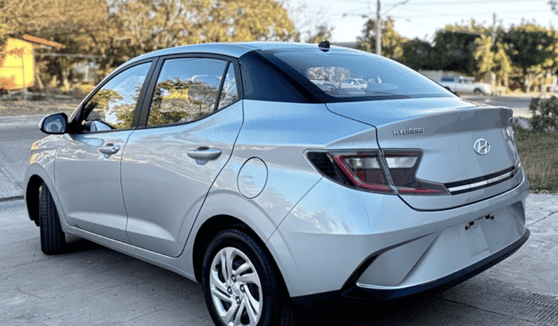 HYUNDAI I10 2023 completo