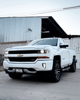 CHEVROLET SILVERADO 2017