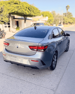 KIA RIO 2023 completo