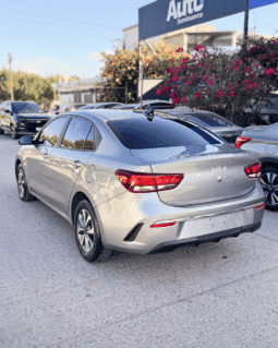 KIA RIO 2023 completo