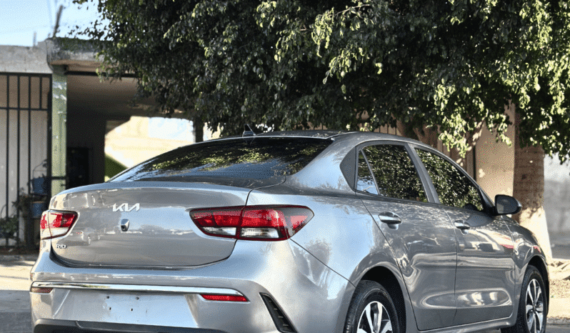 KIA RIO 2023 completo