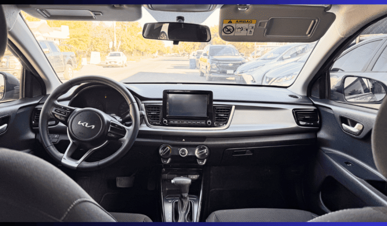 KIA RIO 2023 completo