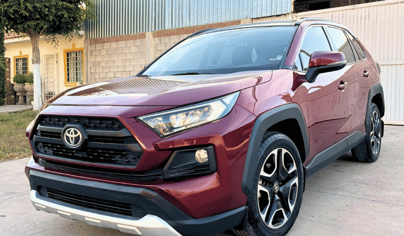 TOYOTA RAV 4 2020 completo