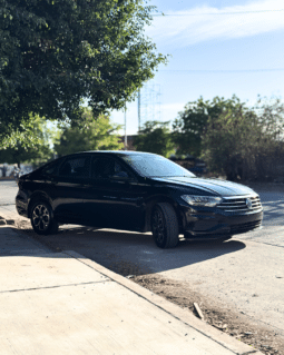 VOLKSWAGEN JETTA 2017 completo